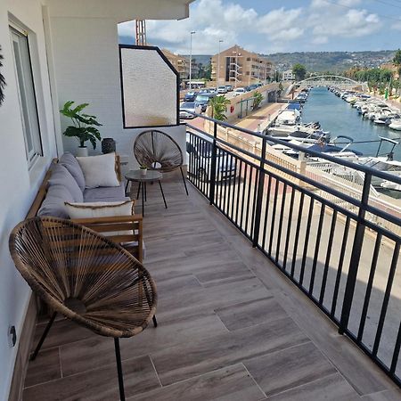 Waterfront 3 Bed Apartment, 90M From The Beach Platja de Larenal Dış mekan fotoğraf