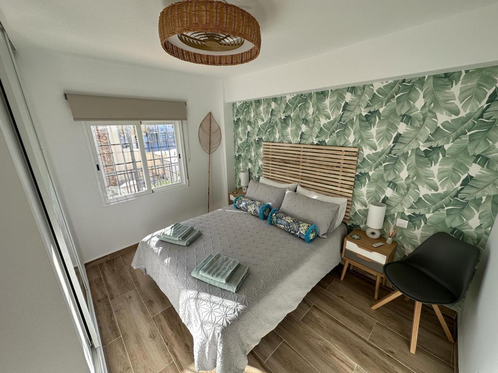 Waterfront 3 Bed Apartment, 90M From The Beach Platja de Larenal Dış mekan fotoğraf