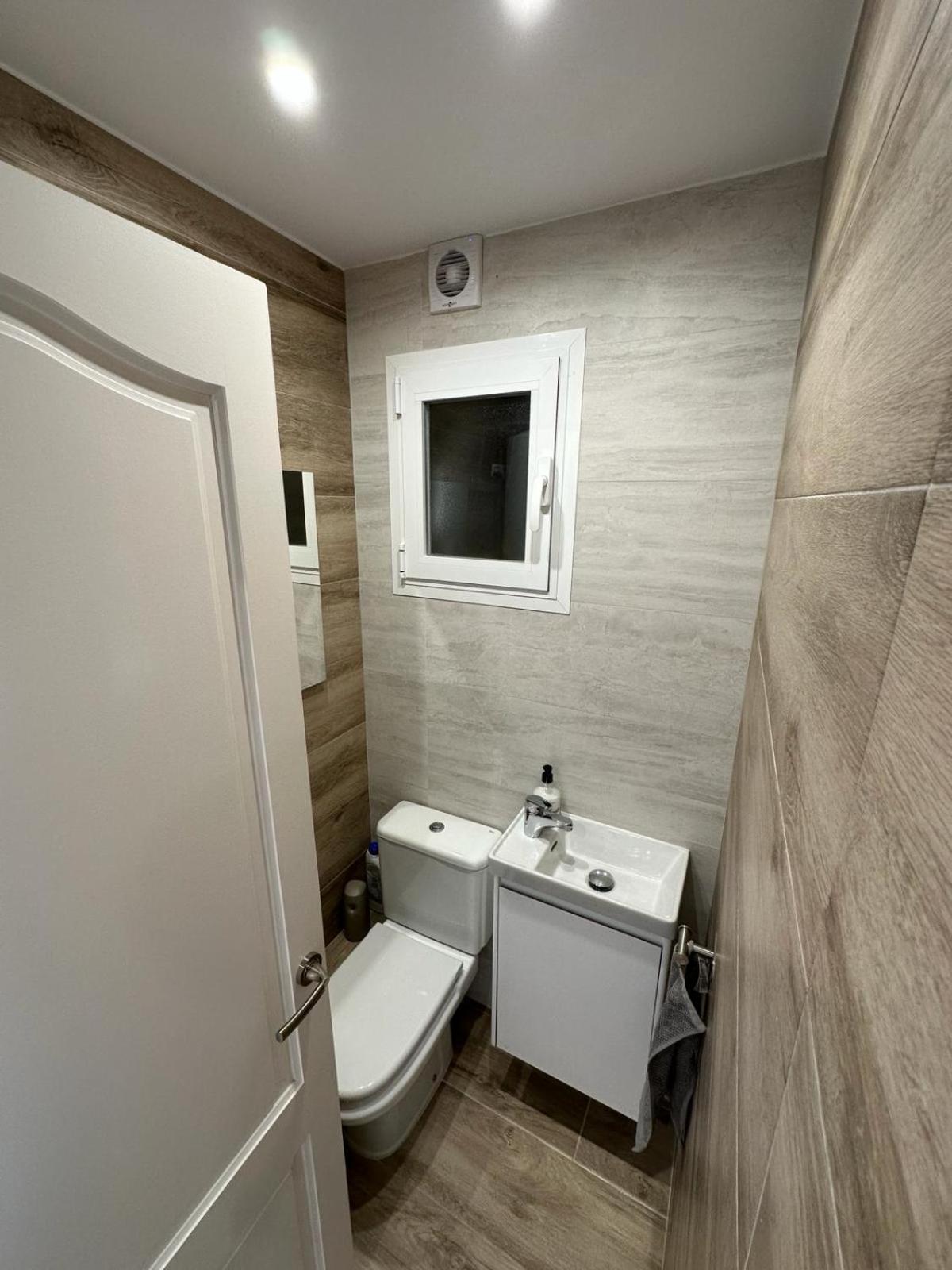 Waterfront 3 Bed Apartment, 90M From The Beach Platja de Larenal Dış mekan fotoğraf