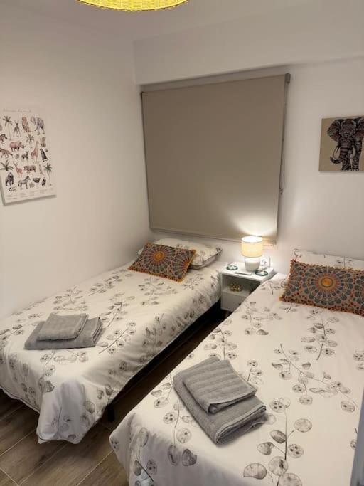 Waterfront 3 Bed Apartment, 90M From The Beach Platja de Larenal Dış mekan fotoğraf