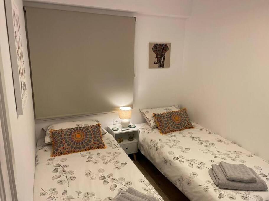 Waterfront 3 Bed Apartment, 90M From The Beach Platja de Larenal Dış mekan fotoğraf